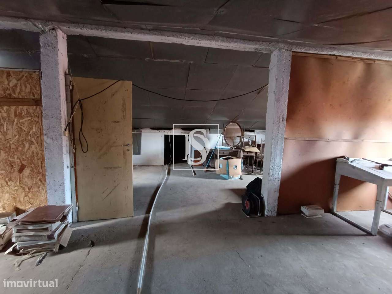 Andar de Moradia T3  – Abrantes (1º Andar)-23