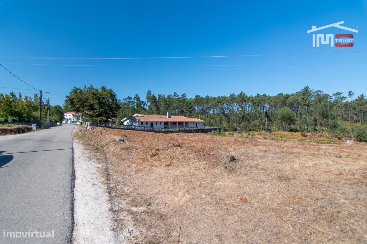 Terreno com possibilidade de construção, Louçãs