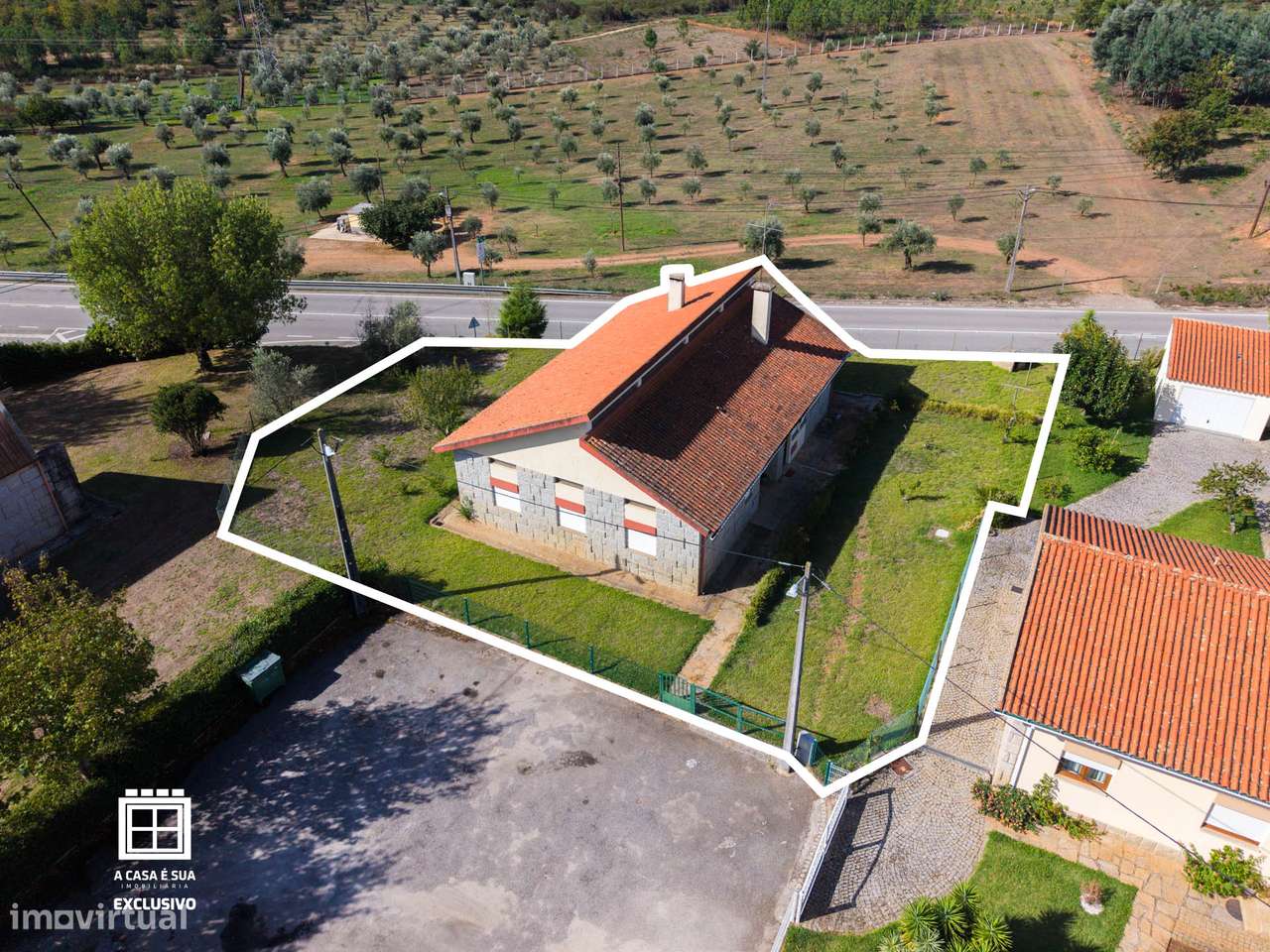 Excelente moradia térrea em Seia - Exclusivo-29