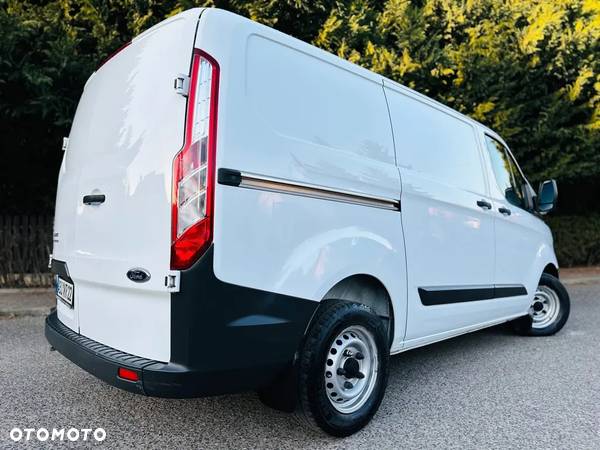 Ford TRANSIT CUSTOM - 4