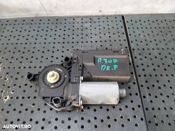 Motoras macara dreapta fata peugeot 307 sw 9634457480 - 1