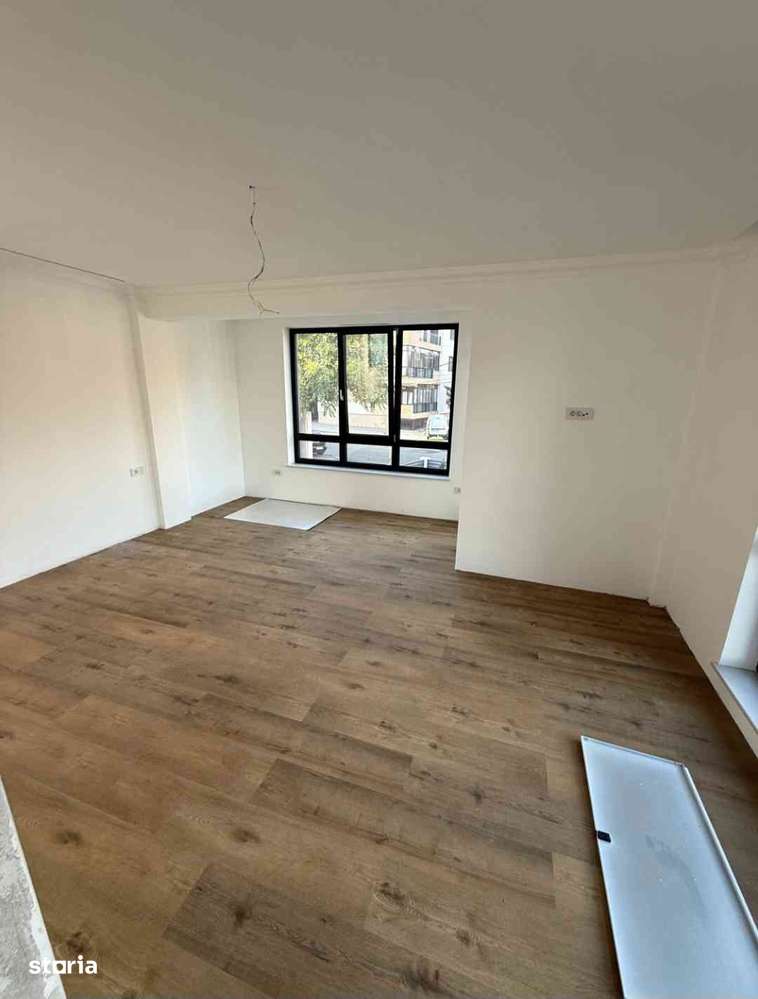 Casă zona centrală - Imagine principală: 4/19