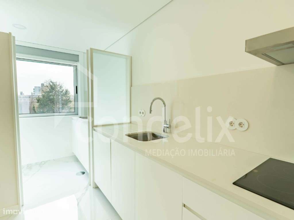 Apartamento T3 Avenida da Boavista, Porto-9