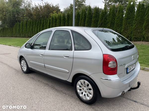 Citroën Xsara Picasso 2.0 16V Exclusive - 4