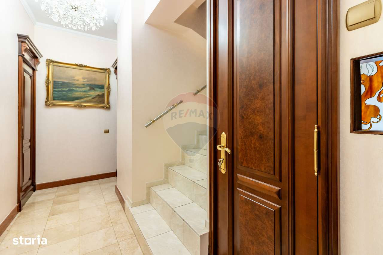 Casa/Vila Premium de vanzare Lacul Snagov / ponton / piscina / barca-19
