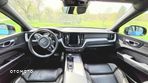 Volvo XC 60 B4 D AWD R-Design - 17