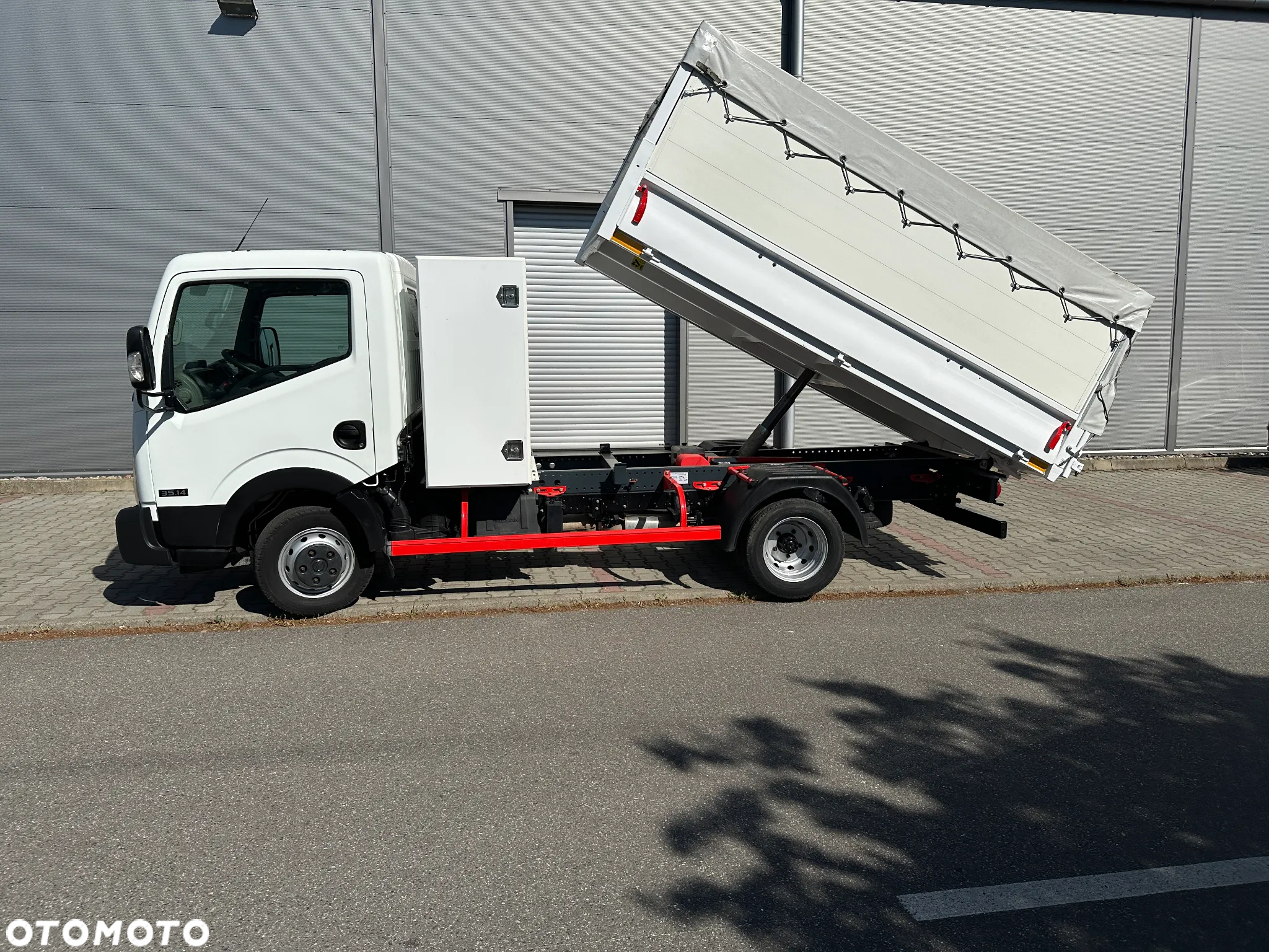 Nissan CABSTAR NT400 35.14 2.5 dCI Kipper Wywrotka Pod HDS Do ZIELENI - 20