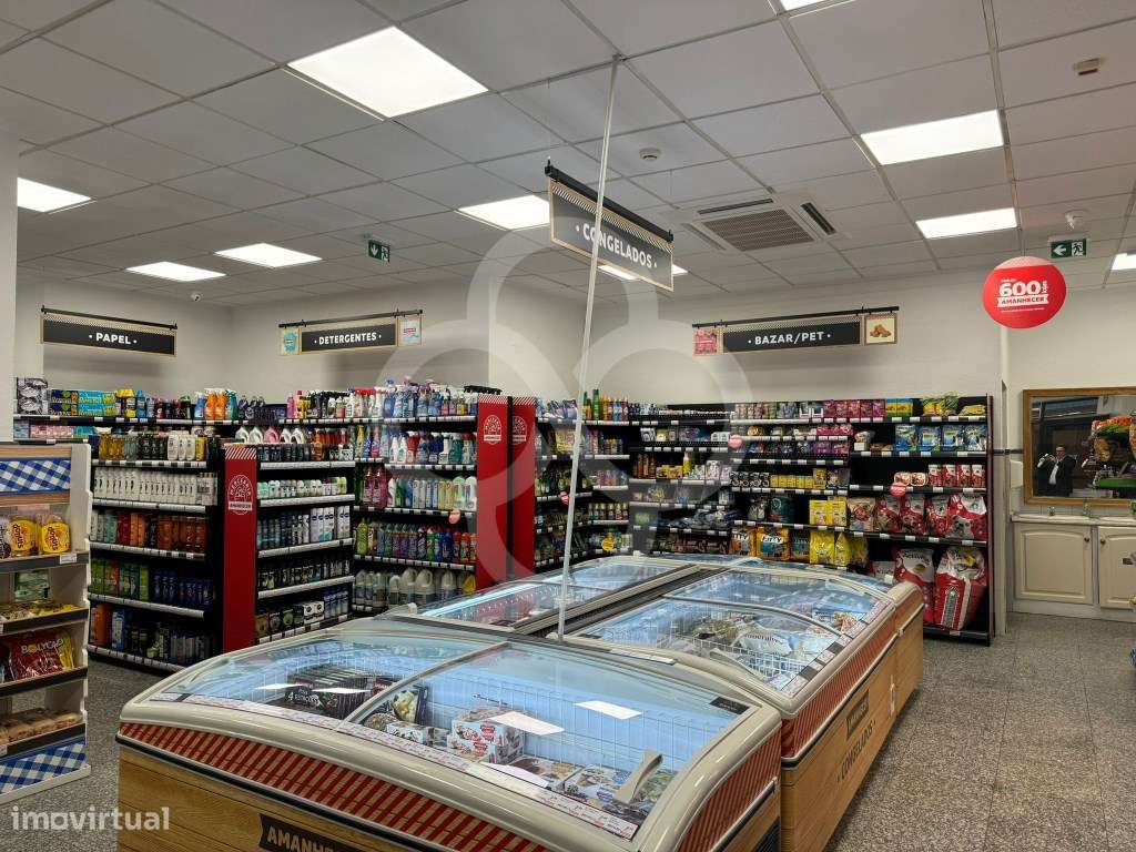 Atenção investidores loja com supermercado de bandeira a funcionar ...-10
