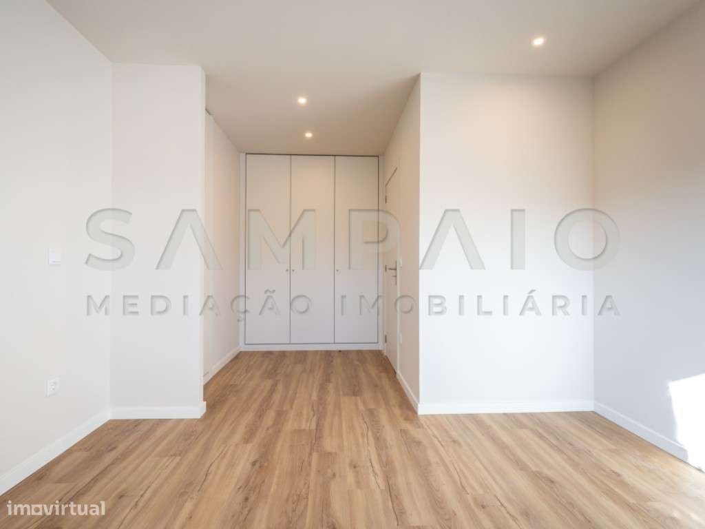 Apartamento T2 - Valbom - Renovado!-20