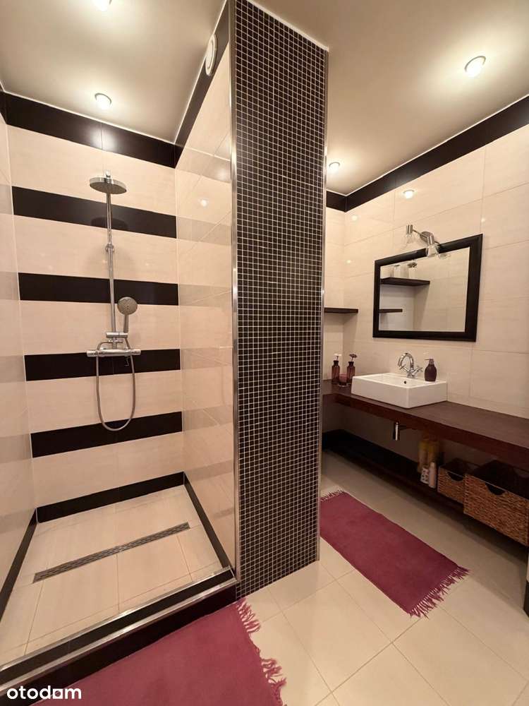 Na sprzedaż elegancki i klimatyczny dom wolnostojacy-18