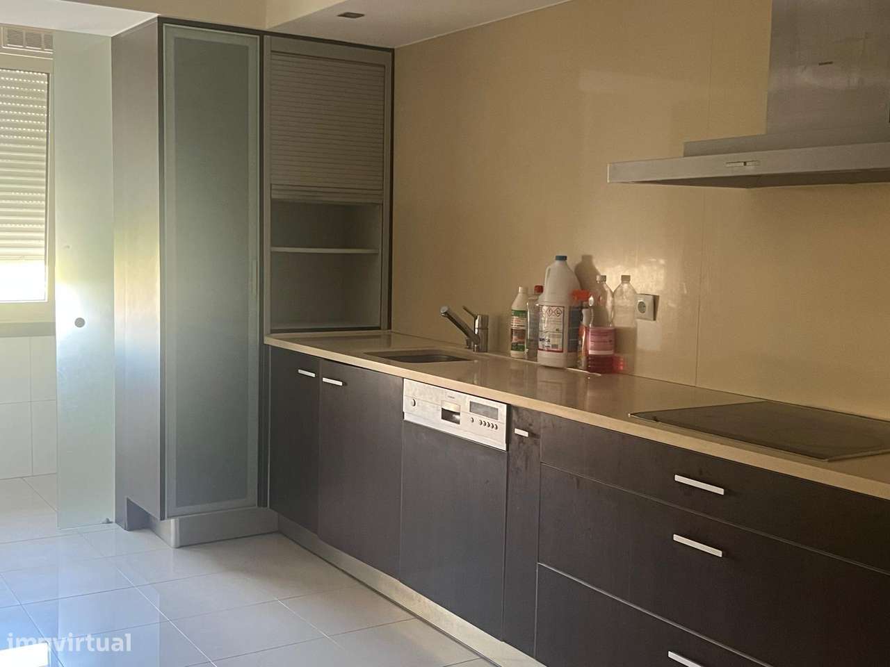 T2 luxuoso próximo da praia-10