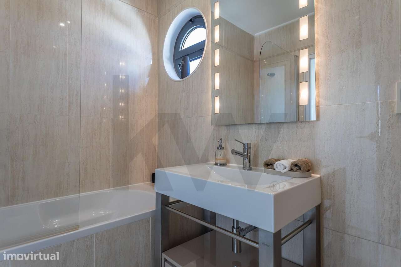 Moradia T3 com piscina, no Palmela Village-48