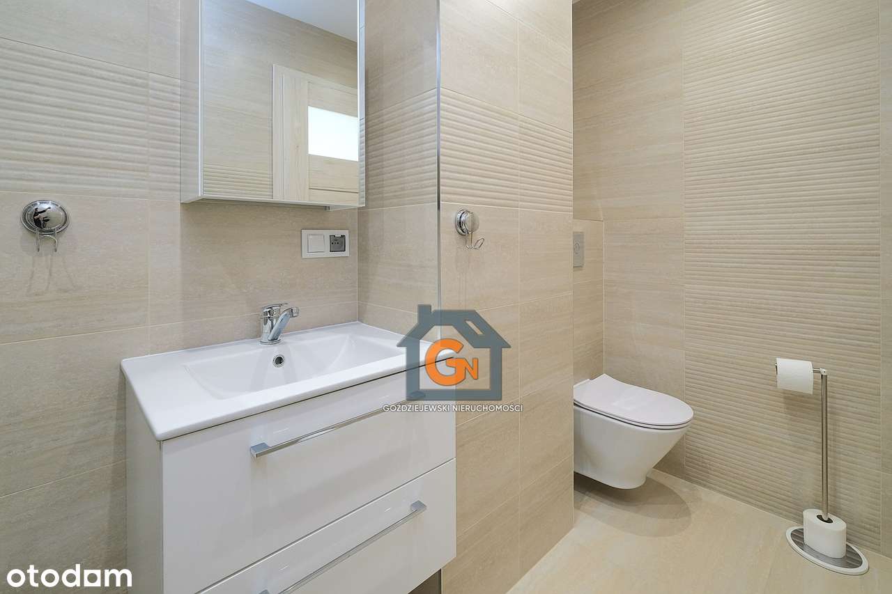 Sprzedam 4 pok mieszkanie o pow. 90m2 + miejsce parkingowe w garażu.-12