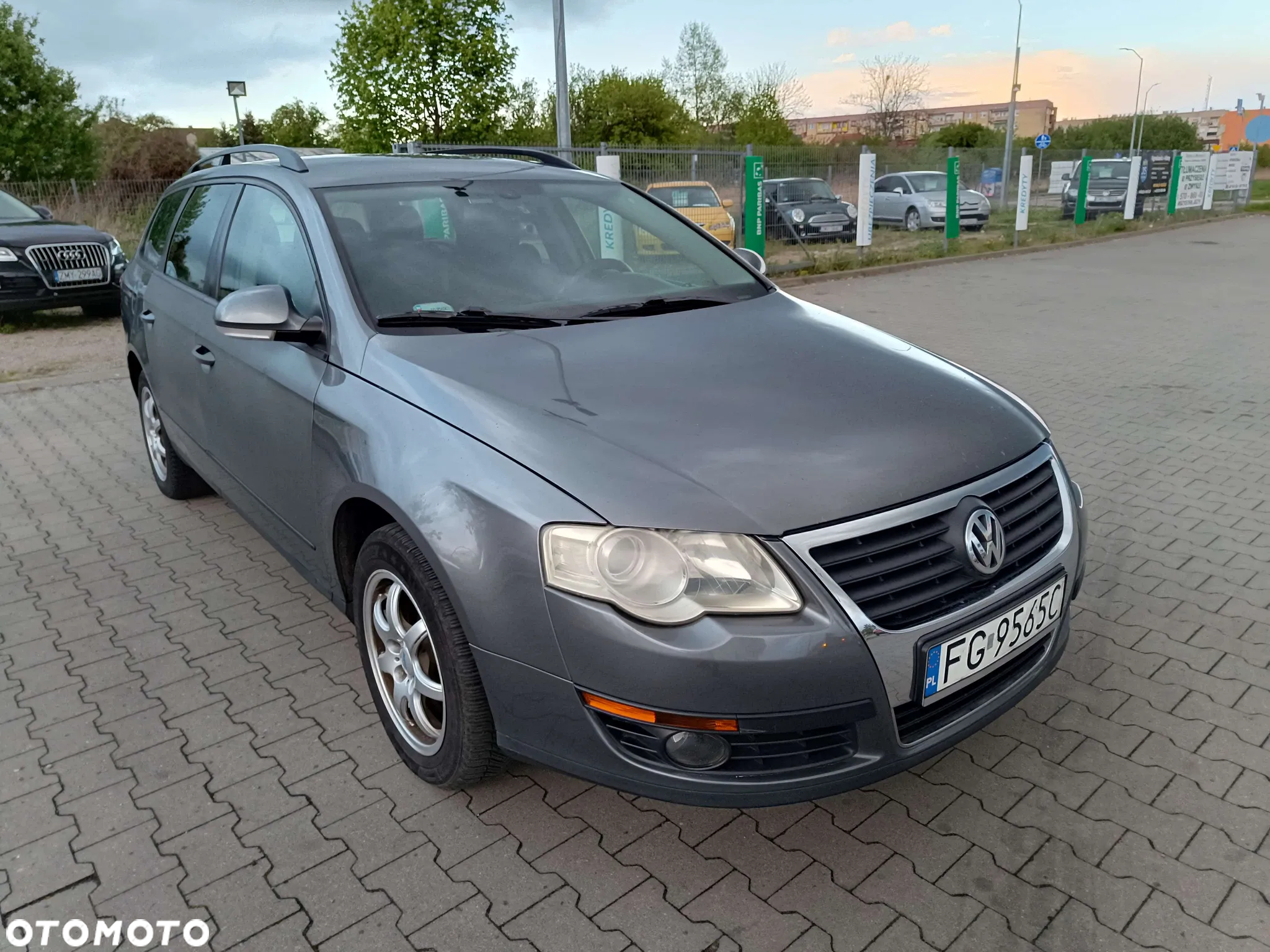 Volkswagen Passat 1.9 TDI Comfortline - 26