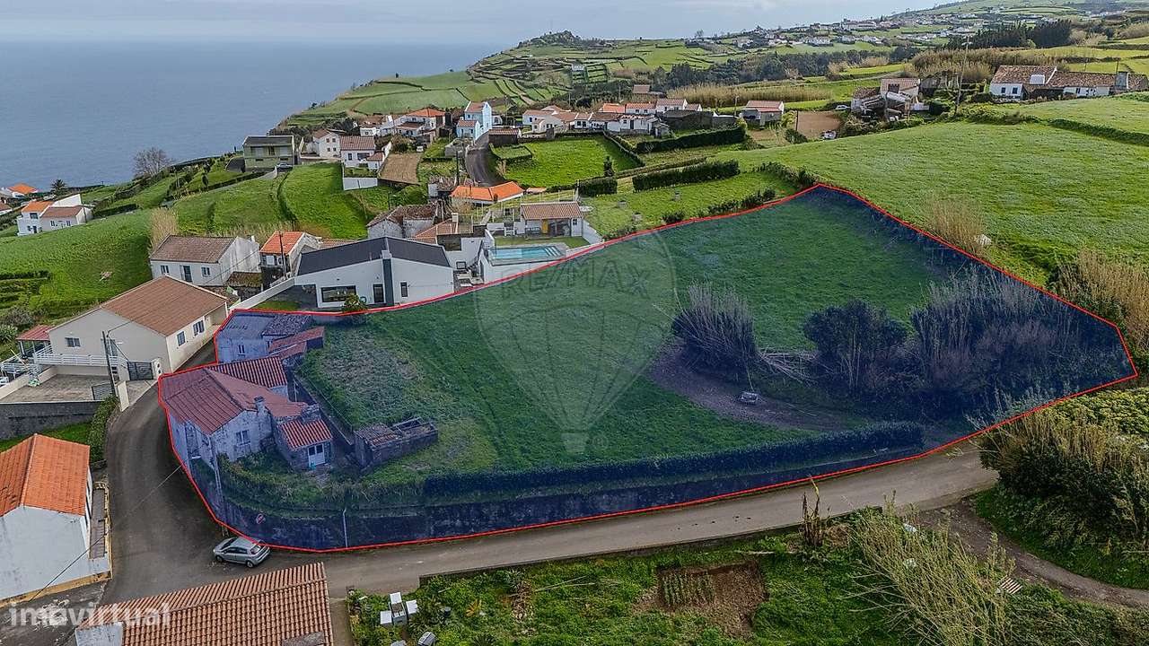 Moradia T2 para venda - Grande imagem: 2/32