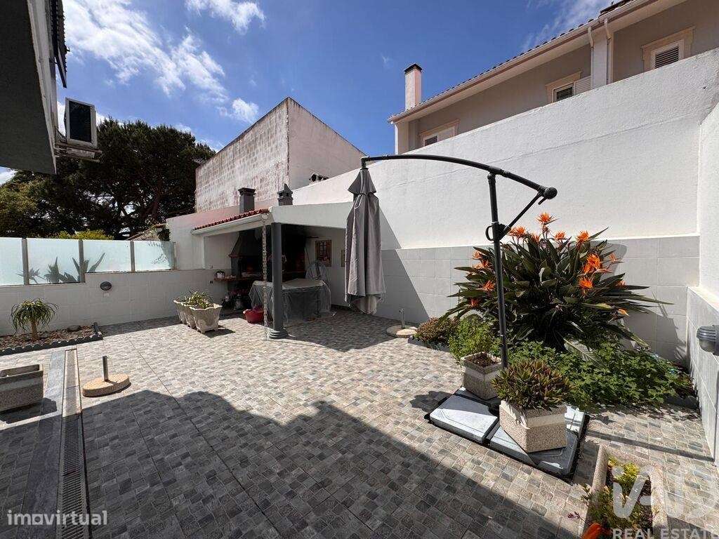 Casa / Villa T3 em Corroios de 154,00 m2 - Grande imagem: 4/24