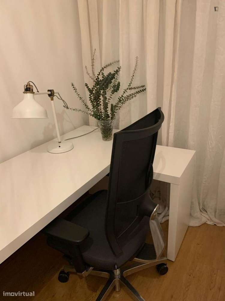 Quarto - localizado em Algés Lisbon - Grande imagem: 5/10