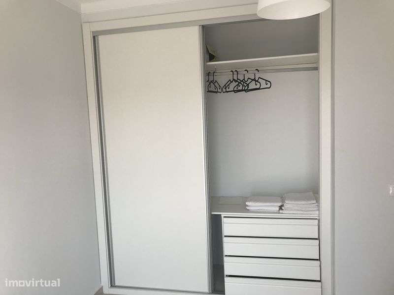 Aluga-se apartamento T1 - Grande imagem: 4/10