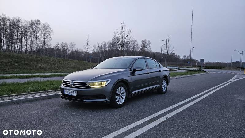 Volkswagen Passat 2.0 TDI BMT Trendline - 1