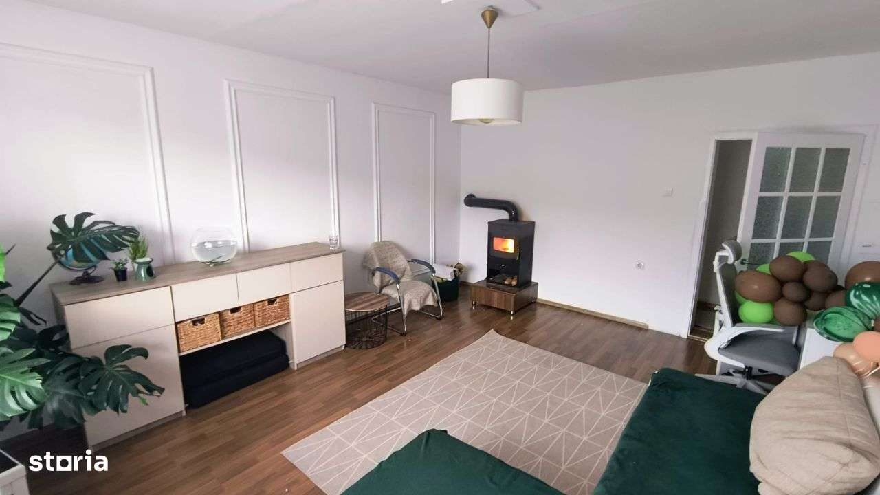 Casa cu curte 110 mp utili, teren 750 mp, prosumator - Imagine principală: 2/11