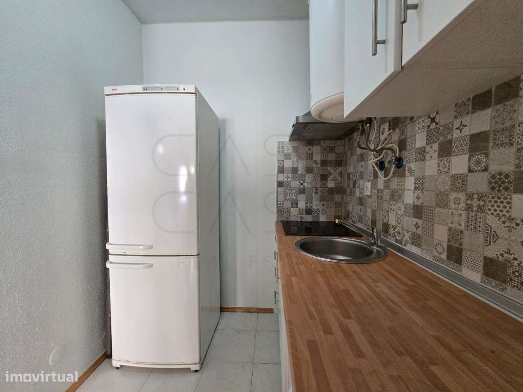 Apartamento de 2 assoalhadas no Bonfim-9