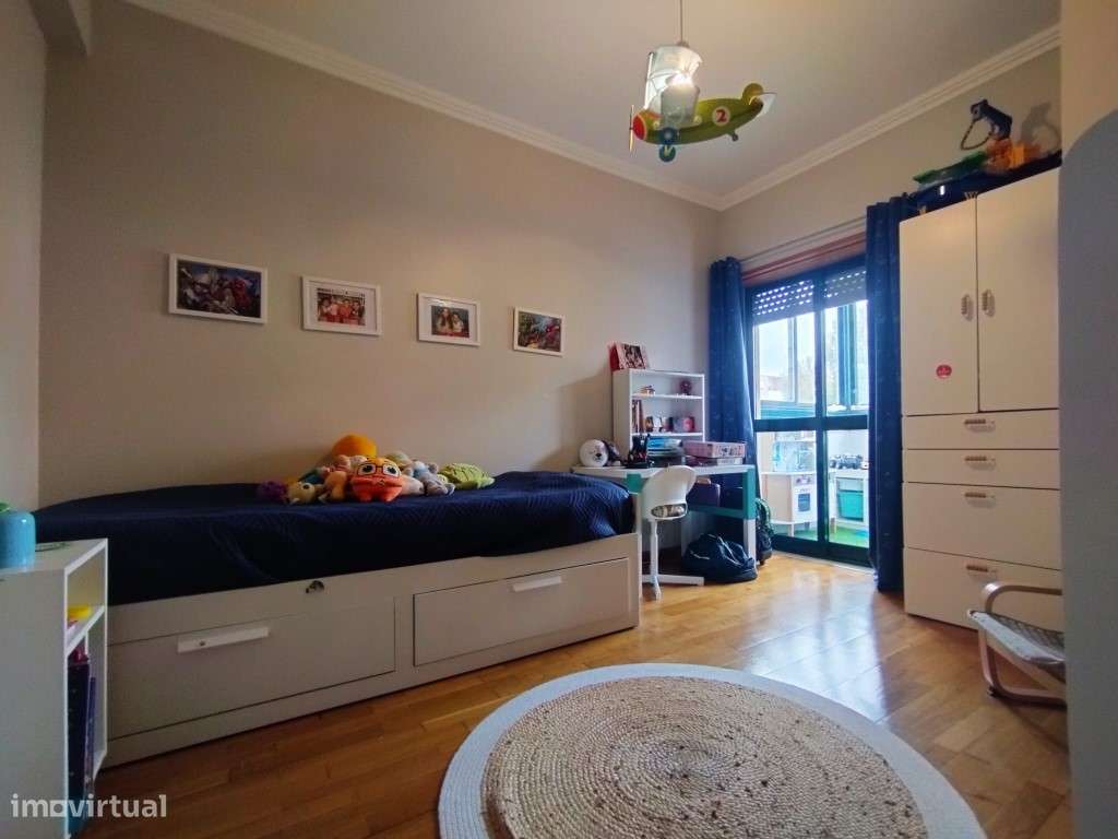 Apartamento T3 Renovado em São Marcos, Sintra-16