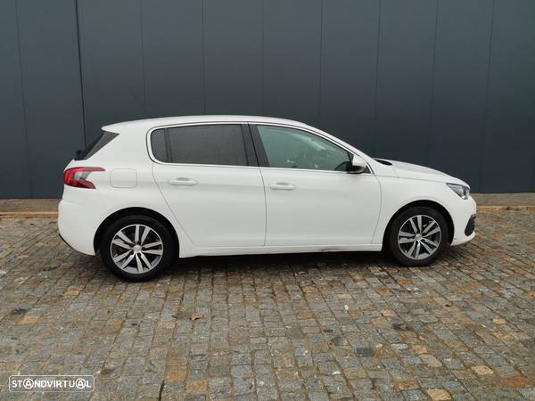 Peugeot 308 1.6 BlueHDi Allure - 3