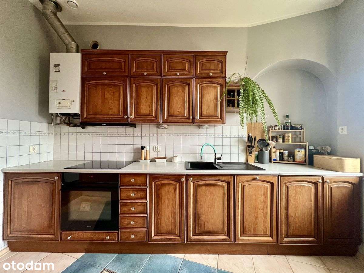 3Pokoje/Mickiewicza/2piętro/niski budynek-5