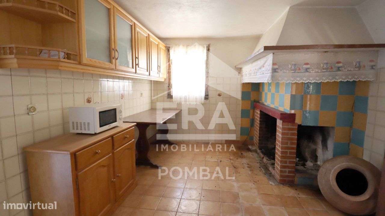 Moradia T4 localizada a 5 minutos da vila da Freixianda - Grande imagem: 5/22