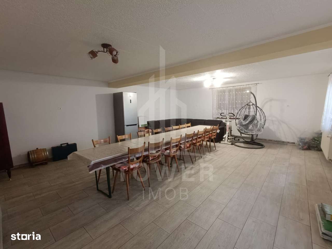 Casă de vânzare în satul Roșia cu vedere panoramică spre Munții Făgăra - Imagine principală: 2/20