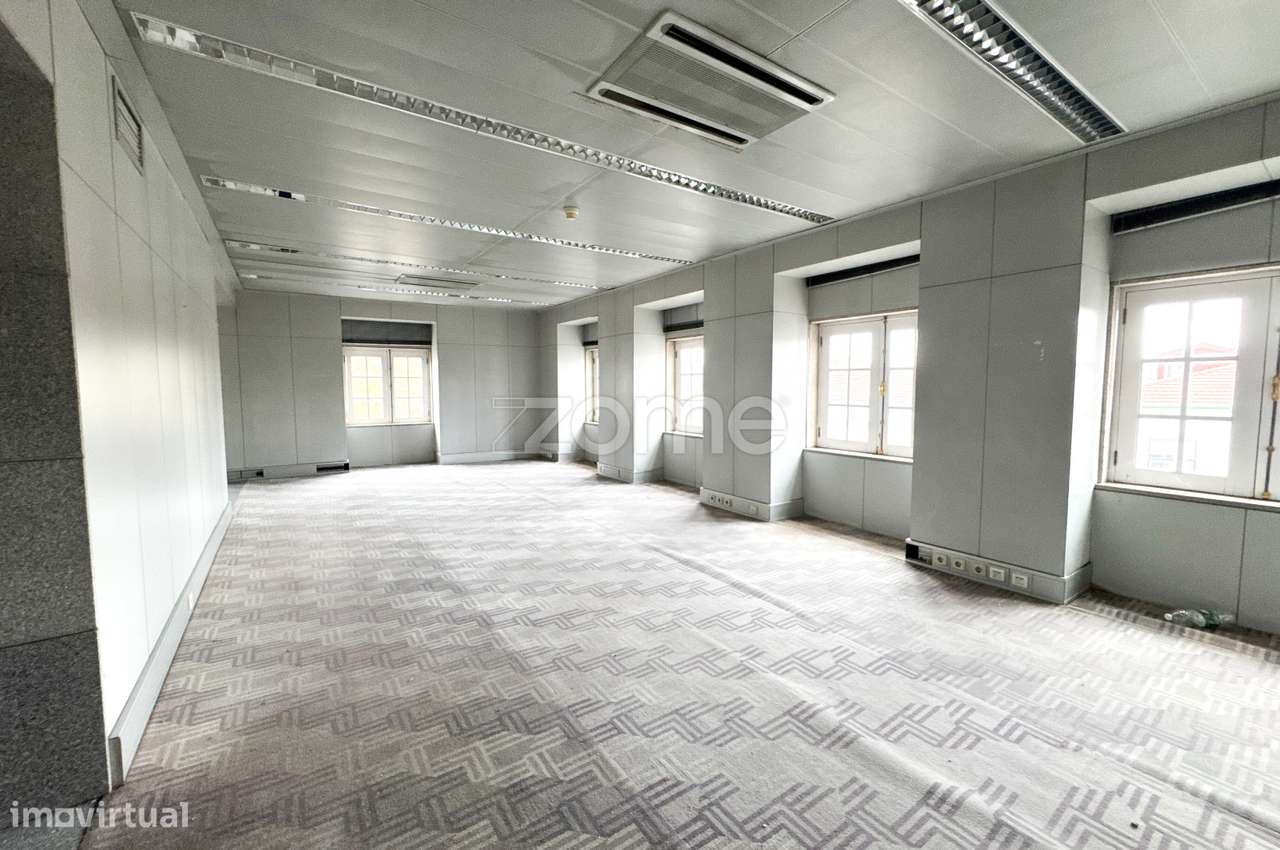 Apartamento, 572 m², Vila Real (Nossa Senhora da Conceição, São Pedro e São Dinis) - Grande imagem: 5/30