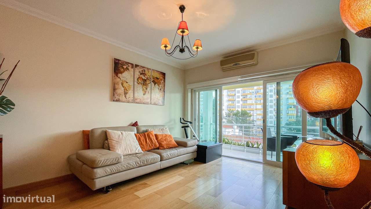 Apartamento T2 - Monte do Estoril - Box 2 carros-4