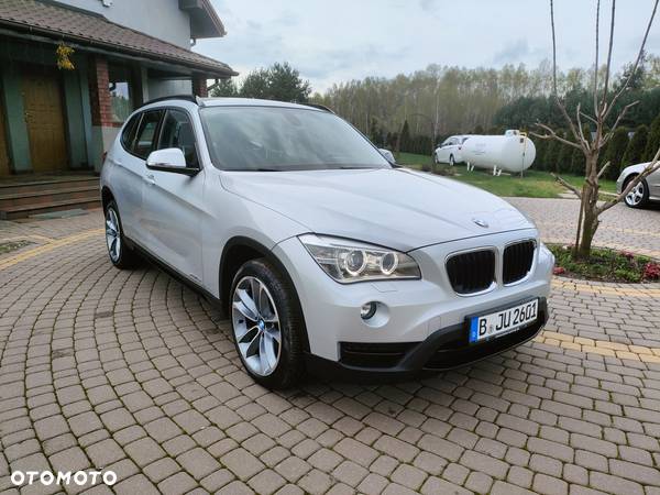 BMW X1 xDrive18d Sport Line - 2