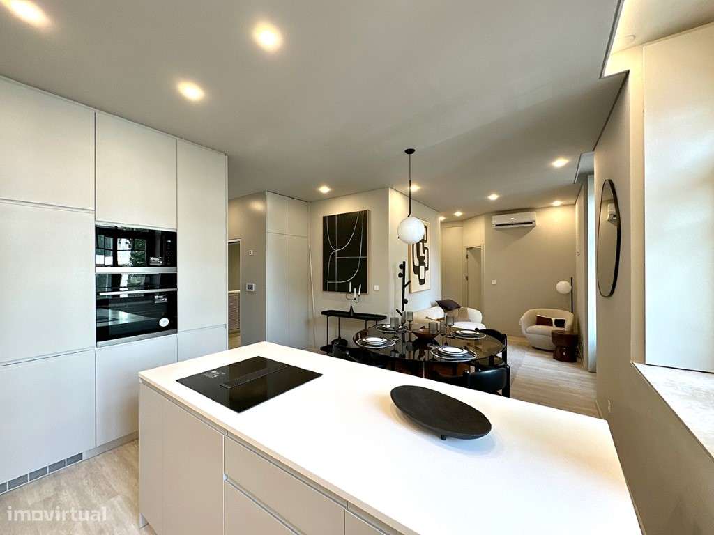 Apartamento T3 com garagem em palacete renovado em Lisboa - Grande imagem: 3/22