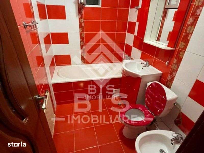 Apartament spaţios 3 camere - Bdul Independentei-11