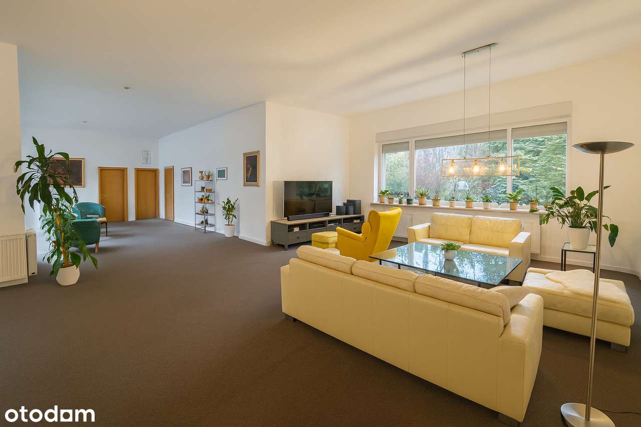 Wyjątkowa rezydencja 320 m² na działce 1,1 ha ze stawem - Pełny obrazek: 2/14