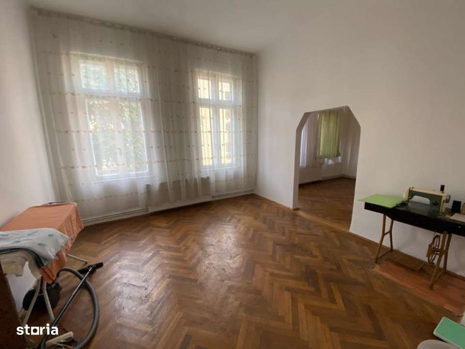 Apartament interbelic cu 4 camere | Oportunitate | Ultracentral - Imagine principală: 5/13