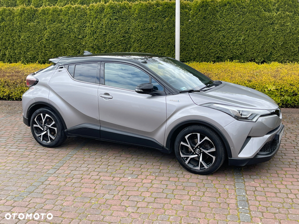 Toyota C-HR Hybrid Style Selection - 9