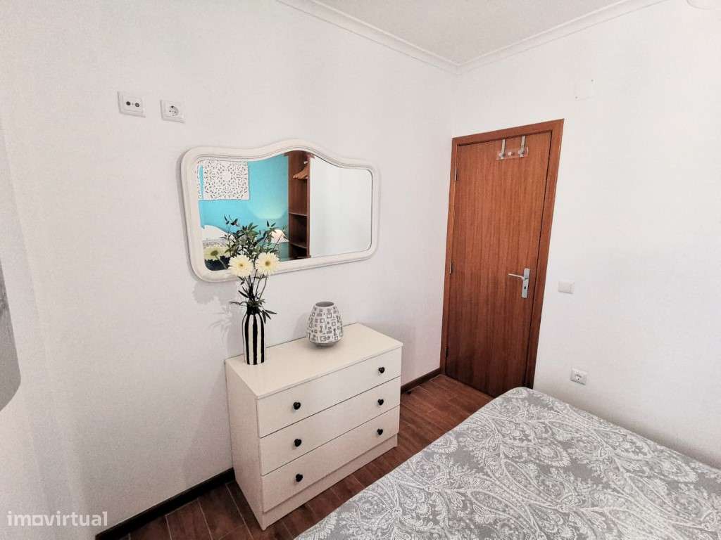 Apartamento T1 mobilado e equipado no centro histórico da Nazaré a ...-7