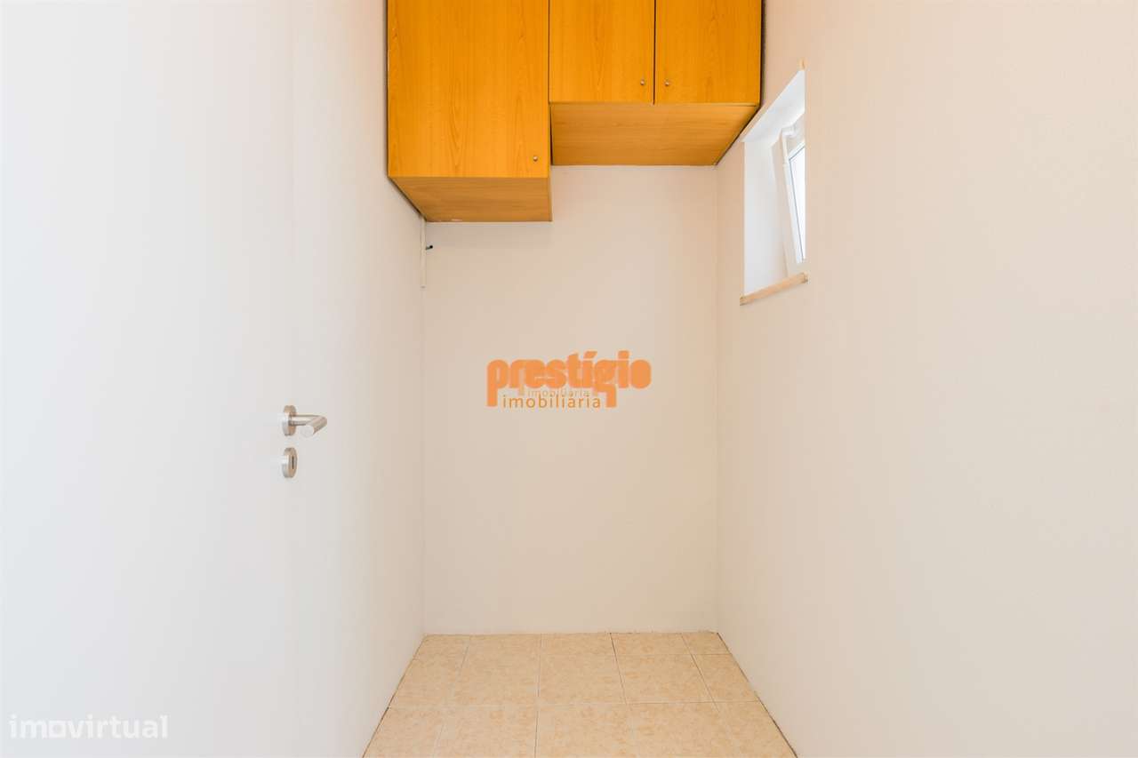 Apartamento T3 Venda em Nogueira, Fraião e Lamaçães,Braga-21