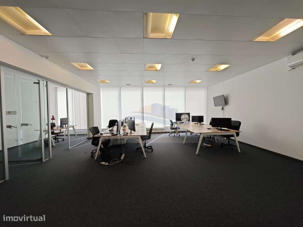 Escritório para Arrendamento no Metropolitan Center - Odivelas - Grande imagem: 4/21