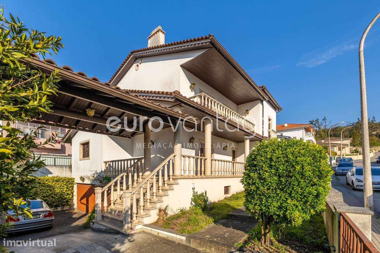 MORADIA T8 NO CENTRO DE LEIRIA-54