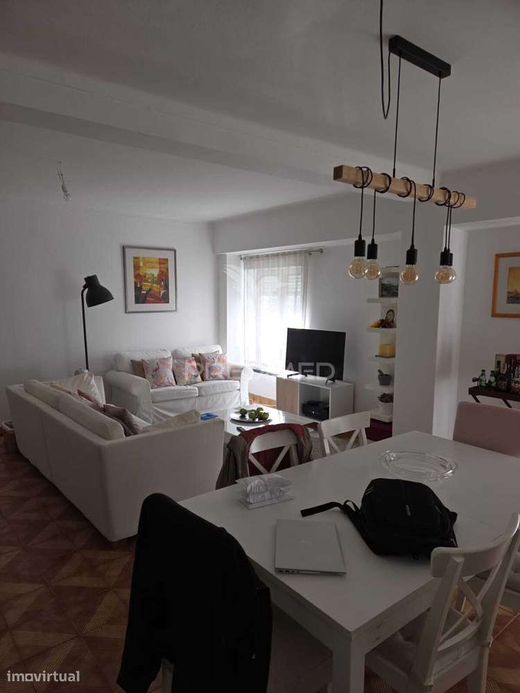 Aluga se apartamento no centro da cidade T3 com garagem fechada - Grande imagem: 3/20