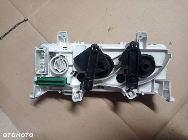 PANEL STEROWANIA NAWIEWU RENAULT CLIO II 8200147160 - 3