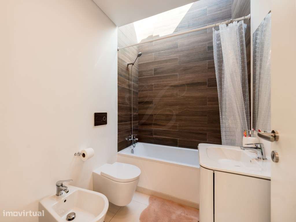 Moradia T8 c/Piscina | Queijas-36