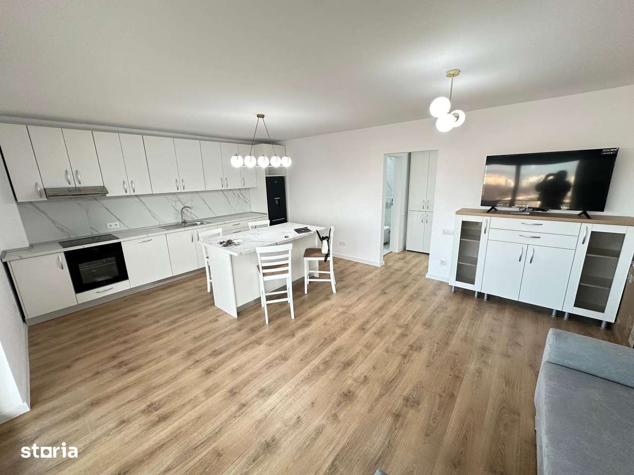 Apartament 2 camere semidecomandat | Soporului  | parcare  subterana - Imagine principală: 5/10