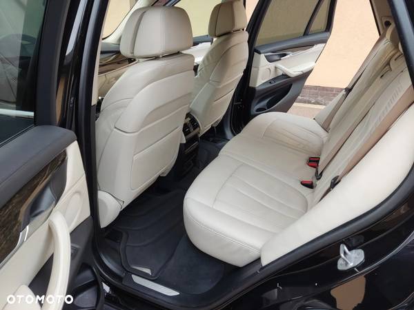 BMW X5 xDrive25d - 22