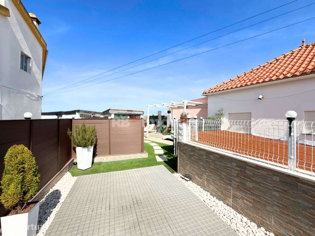 Moradia T3 térrea com espaço exterior - Vila Nova de Paialvo, Tomar-52