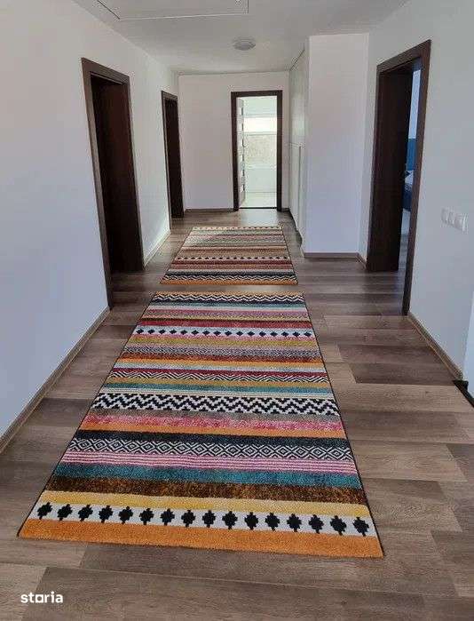 Casa de 5 camere, lux, 185 mp utili, +230 mp gradina, zona Luna de sus - Imagine principală: 3/5