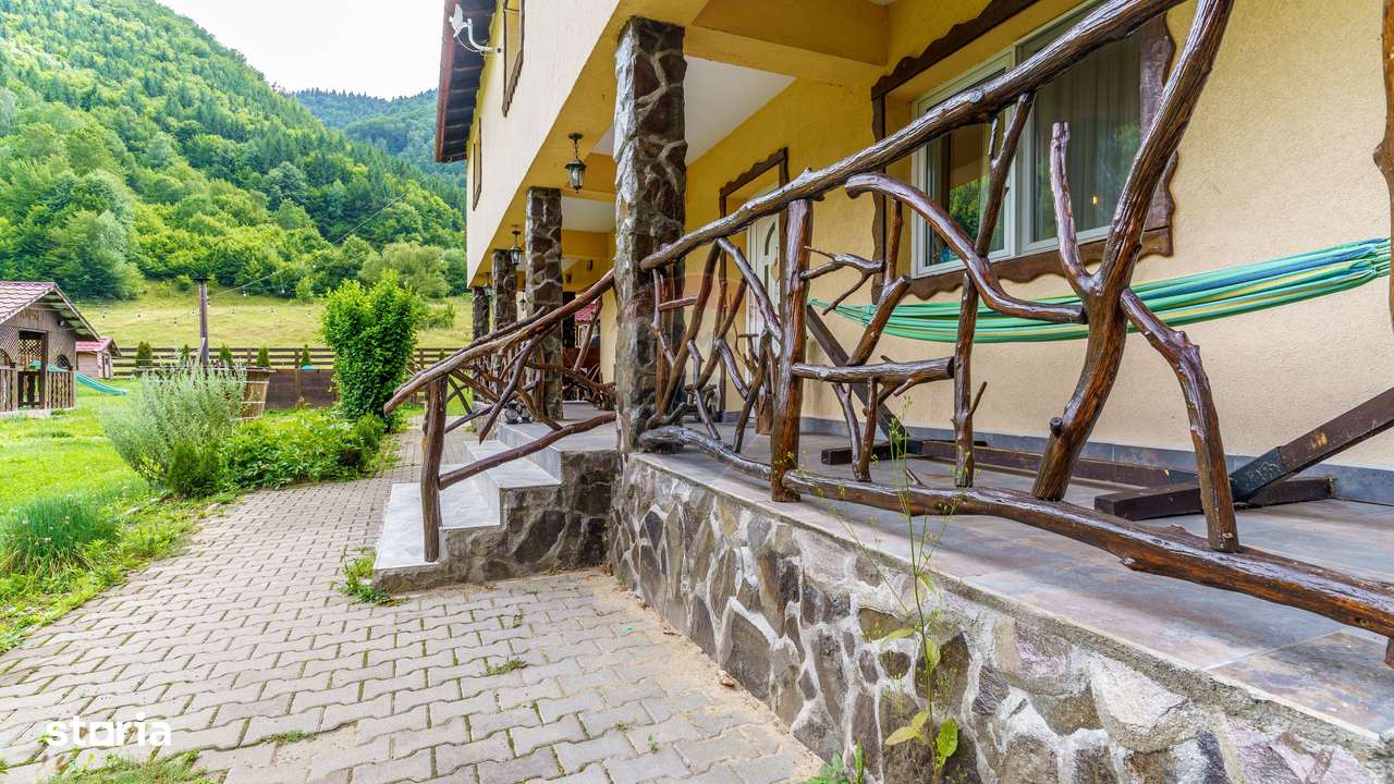 Cabana de vânzare –Mărișel, 10 camere, terasa 41mp, piscină, ciubăr - Imagine principală: 5/20